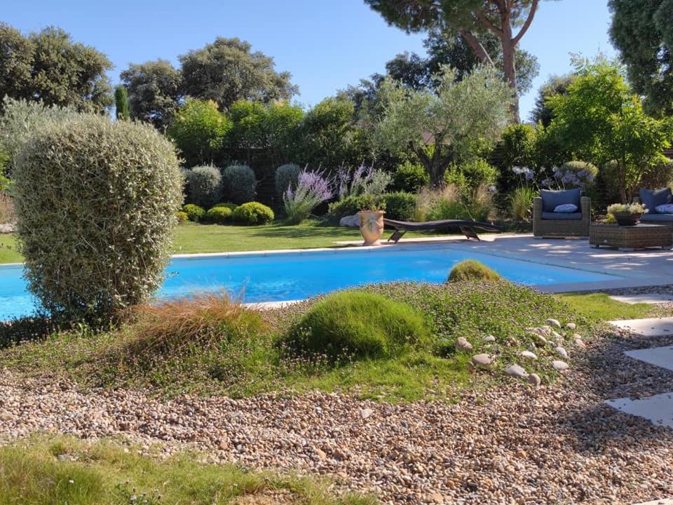 La Mathilde Villeneuve-lès-Avignon Exterior foto